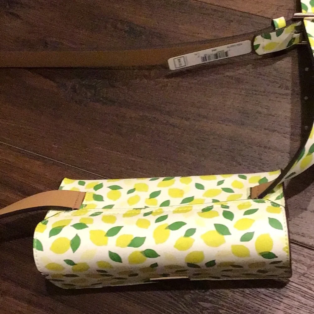 Kate Spade New York NWT genuine leather Lemon Belt Bag size L/XL.
